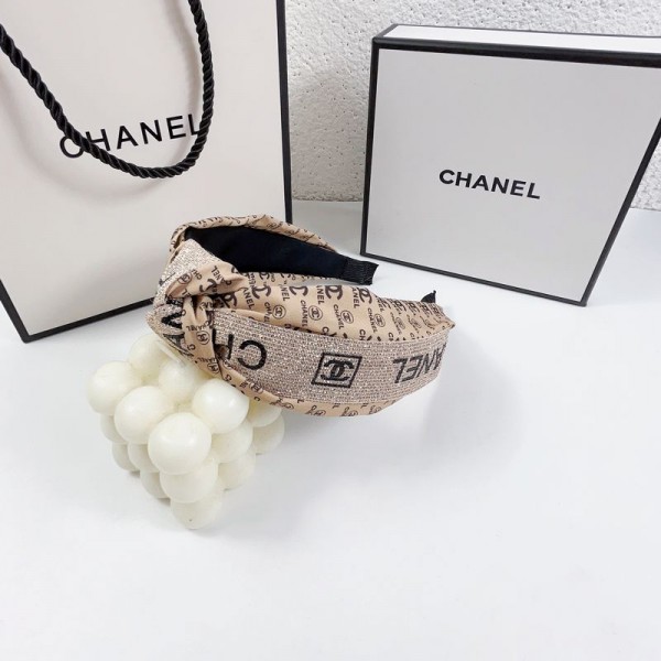 Chanel シャネル ヘアバンド 可愛い ブランド カチューシャ 女性 ヘアアクセサリー 髪飾り 滑り止め 幅広 ヘアターバン カジュアル ヘッドバンド お風呂/ヨガ/洗顔用に