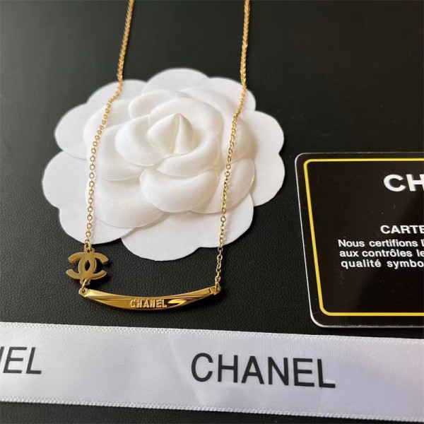 Chanel ブランド スマイル ネックレス レディース シャネル 人気 ネックレス ペンダント 金属アレルギー対応 シンプル ネックレス 最高級のキュービックジルコニア 記念日 プレゼント