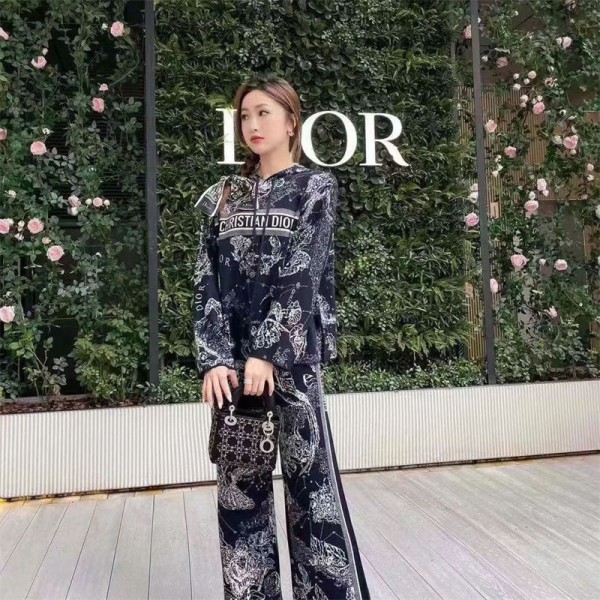 Dior ディオール ブランドセットアップ  ジャージ レディース ルームウェア スウェット プルオーバー 上下セット パーカー フード付き 韓国 ファッション カジュアル 部屋着 おしゃれ トレーニング