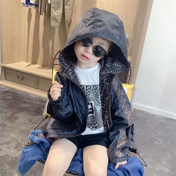 フェンディ ブランド ジャケット キッズ 男の子 パーカー fendi ウインドブレーカー フード付き スポーティー アウトドア 子供服 アウター 撥水 軽量 通気速乾 登山 ファッション