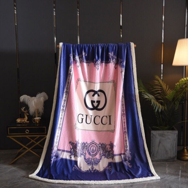 Gucci グッチ保温防寒 旅行 昼寝毛布 ブランケット 寝具ブランド掛け布団高級感あり寝具 エアコン対策 車中 オフィス お昼寝ブランド毛布 激安ブランドブランケット 毛布 おしゃれ ひざ掛け