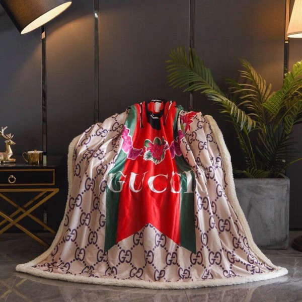 Gucci グッチ激安ブランドパロディ寝具保温防寒 旅行 昼寝毛布 ブランケット 寝具ブランド掛け布団高級感あり 掛け毛布 肩掛け 着る毛布 プレゼント 秋冬用 洗える 防寒 エアコン対策 通年使用