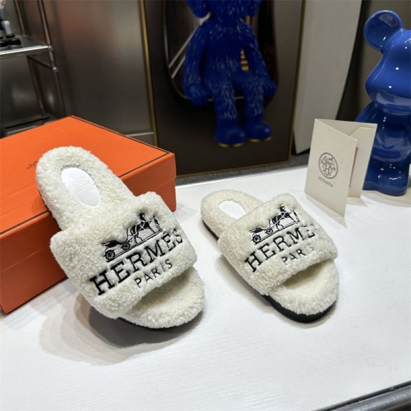 Hermes エルメス ブランド ルームシューズ 冬 ボアスリッパ 底面防水 洗える もこもこ スリッパ 室内 滑り止め 静音 あったかスリッパ 男女兼用 防寒対策 ルームブーツ 足冷え対策 保温 225~255cm