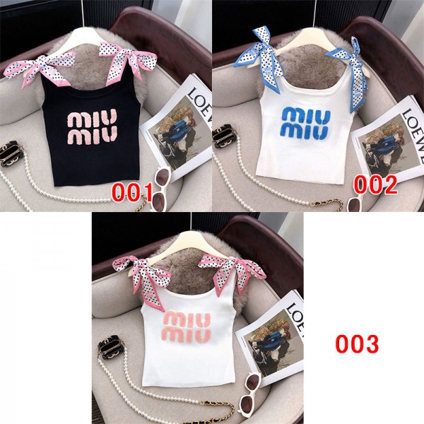 ミュウミュウ MiuMiu 夏 上質 ニット レディース タンクトップ ベスト キャミソール 着痩せ ノースリーブ インナー 丸首 ミニ丈 アンダージャツ トップス タイト 無地 春 夏 秋 セクシー お洒落 伸縮性 学生 大人 パーティー デート お出かけ