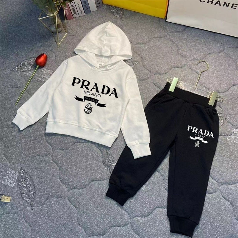 Prada オーバーサイズパーカーブランド