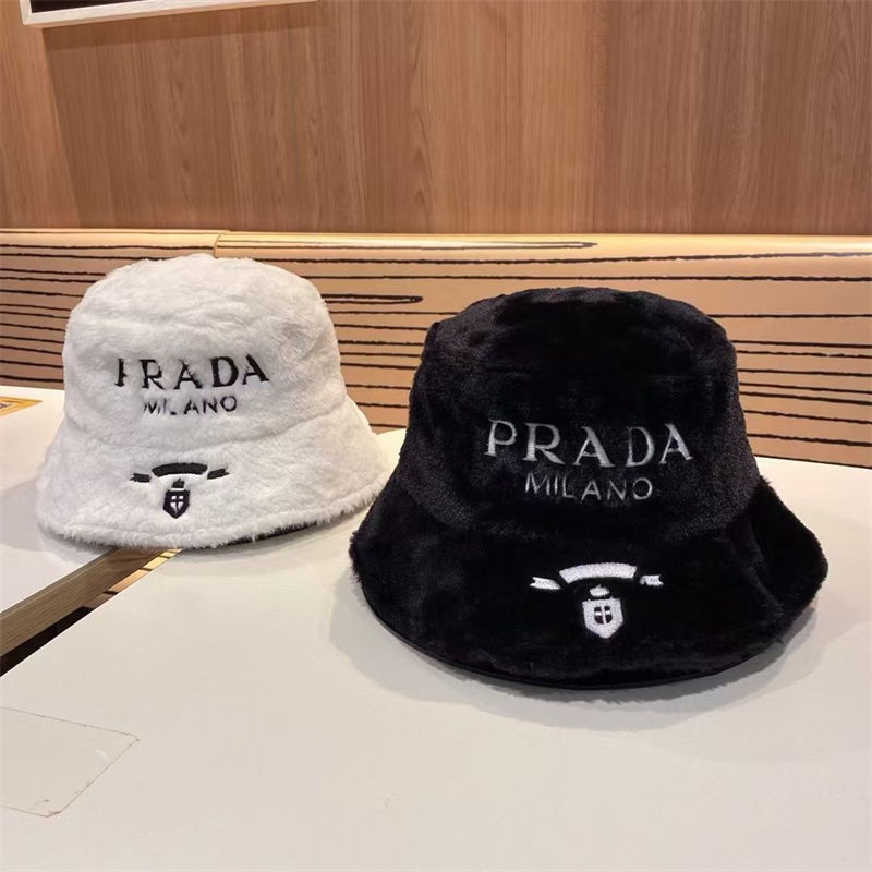 Prada ブランドバケットハット